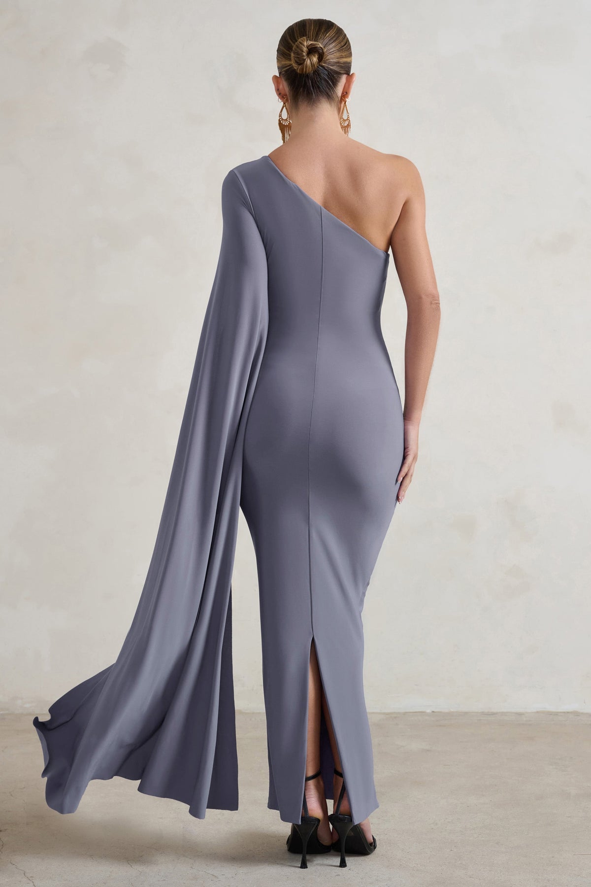 WB_CC_HR_CL128400-DominiqueGreyOneShoulderCapeSleeveBodyconMaxiDress5