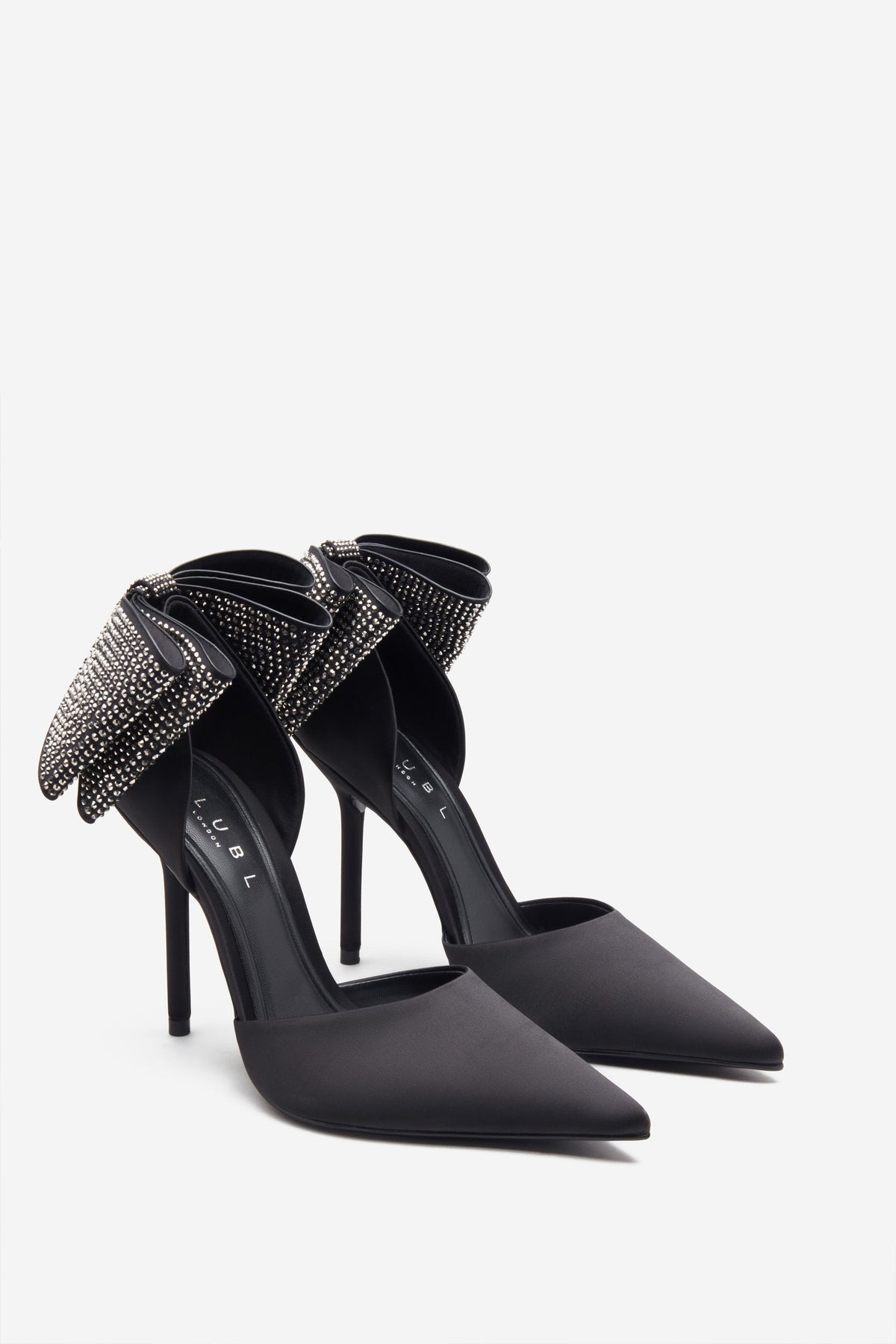 Black shiny hotsell court heels