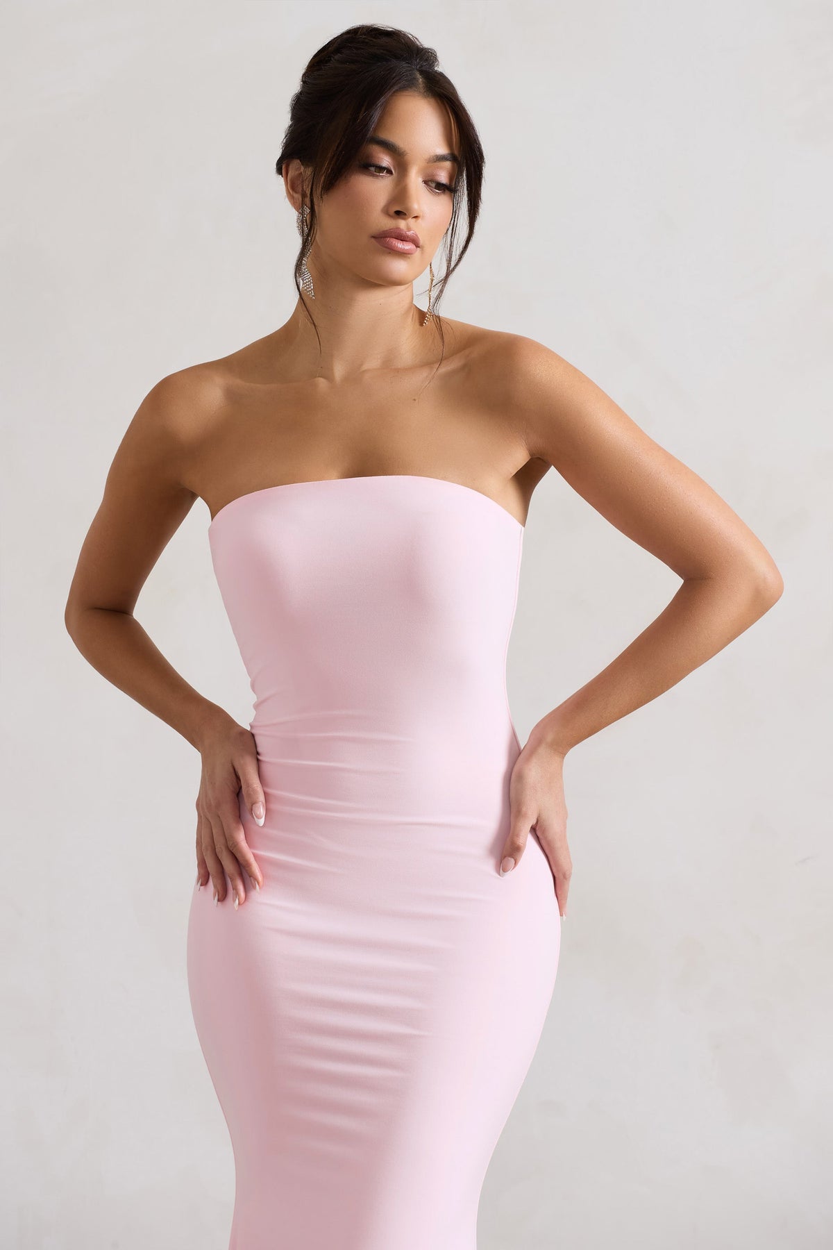 WB_CC_HR_CL129967117-CeremonyPinkBandeauFishtailMaxiDress9