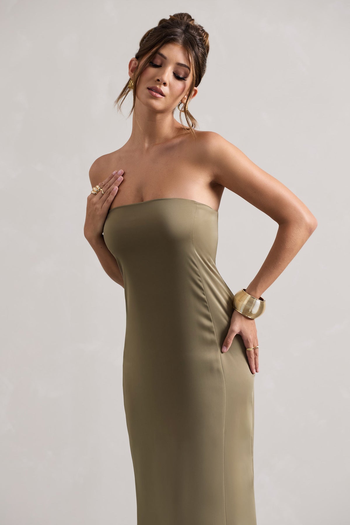 WB_CC_HR_CL132394113-AzraOliveSatinBandeauMaxiDress3