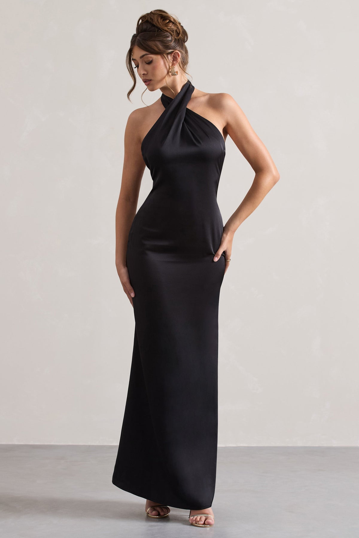 WB_CL129991002-UnbeatableBlackSatinCrossOverHalter-NeckMaxiDress4