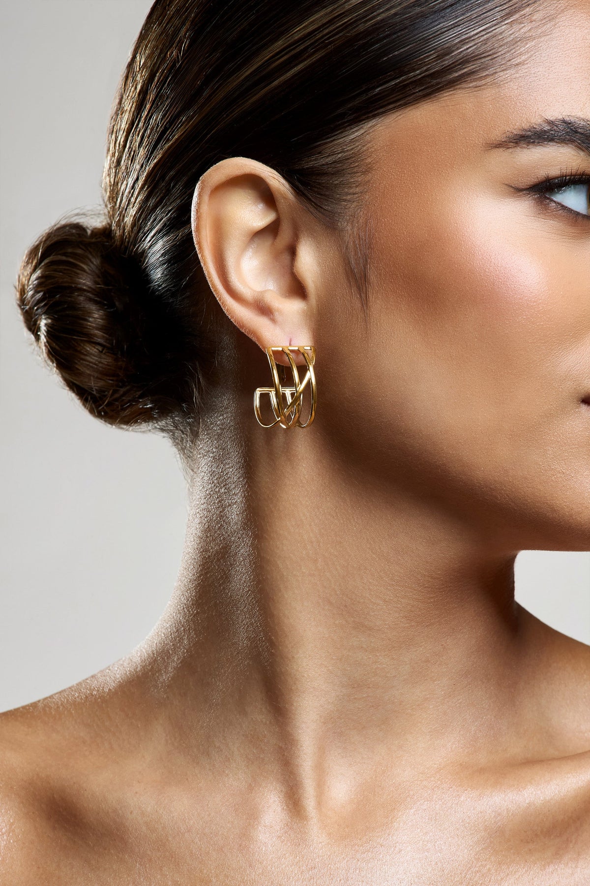 WB_CL134126007-JamilleGoldLayeredHoopEarrings3_e0fc2cfd-5f2f-499e-99dd-7c54338c0c39