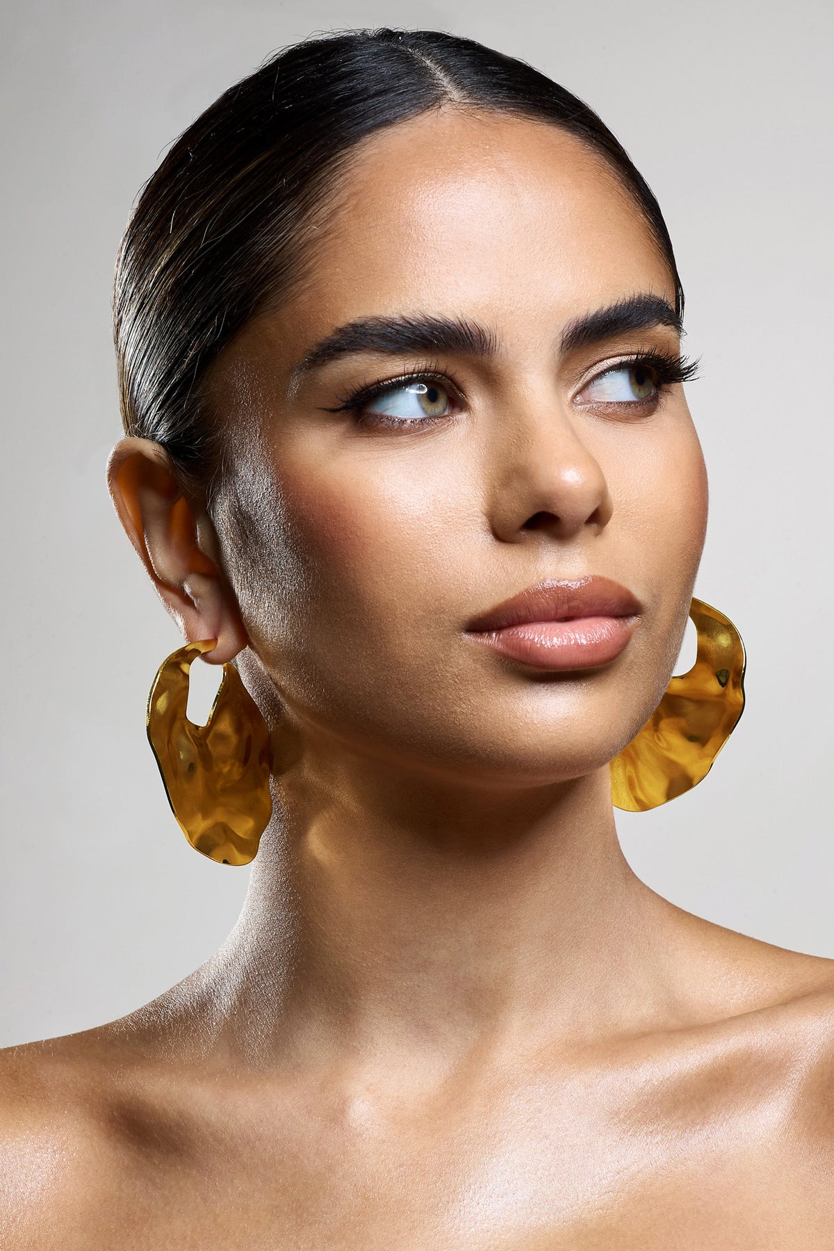 WB_CL134267007-JourneyGoldTexturedAbstractDiscEarrings2