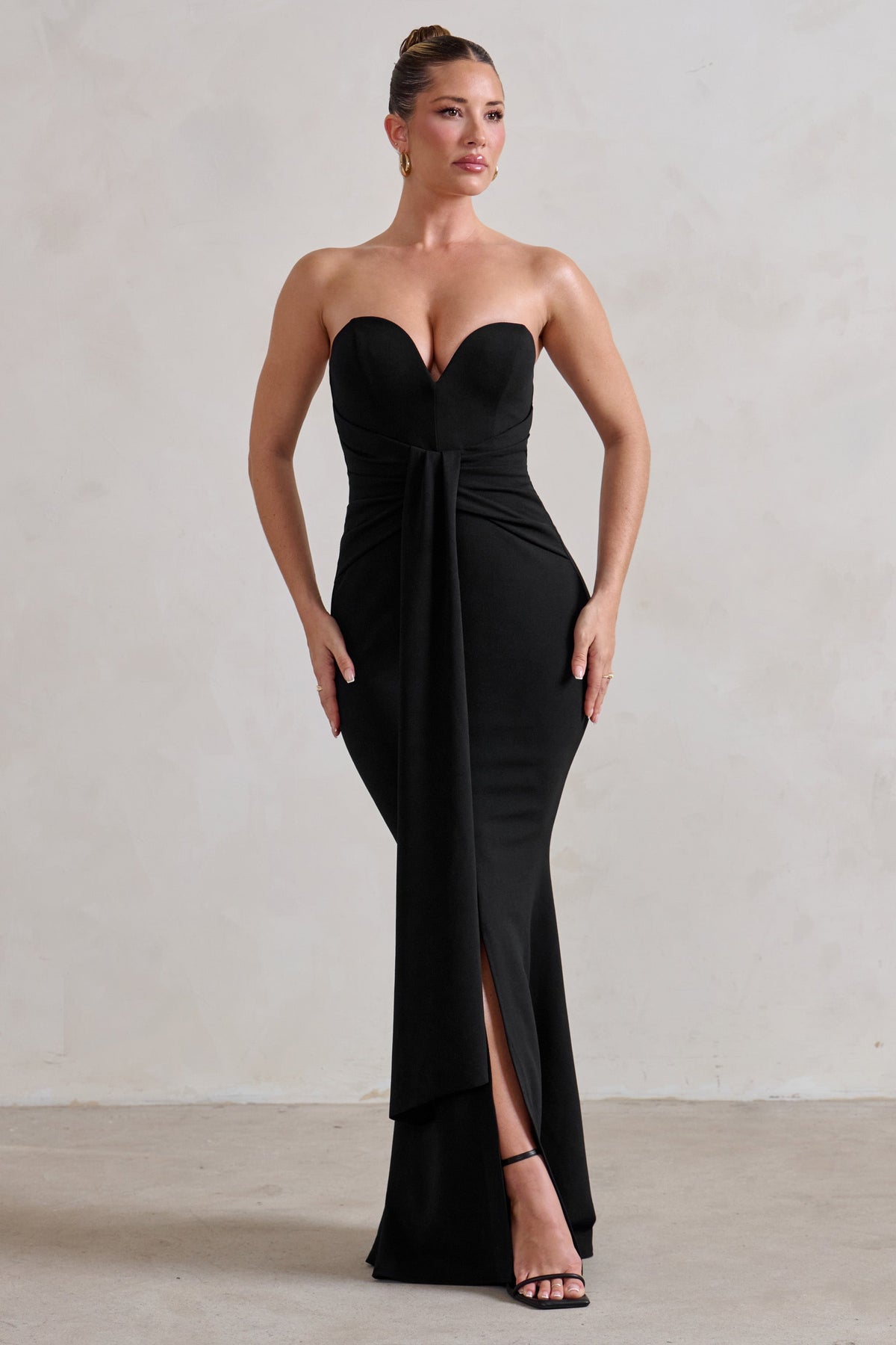Carrie Black Sweetheart Neckline Maxi Dress With Statement Tie