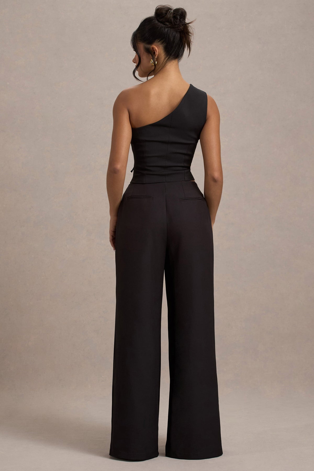 WB_HR_CL134935002-LeliaBlackOneShoulderTailoredTopWithBows_HR_CL134879002-GalileaBlackPlisseWide-LegTrousers11_b47b9622-d1b5-482d-b10d-c74e00c384b5