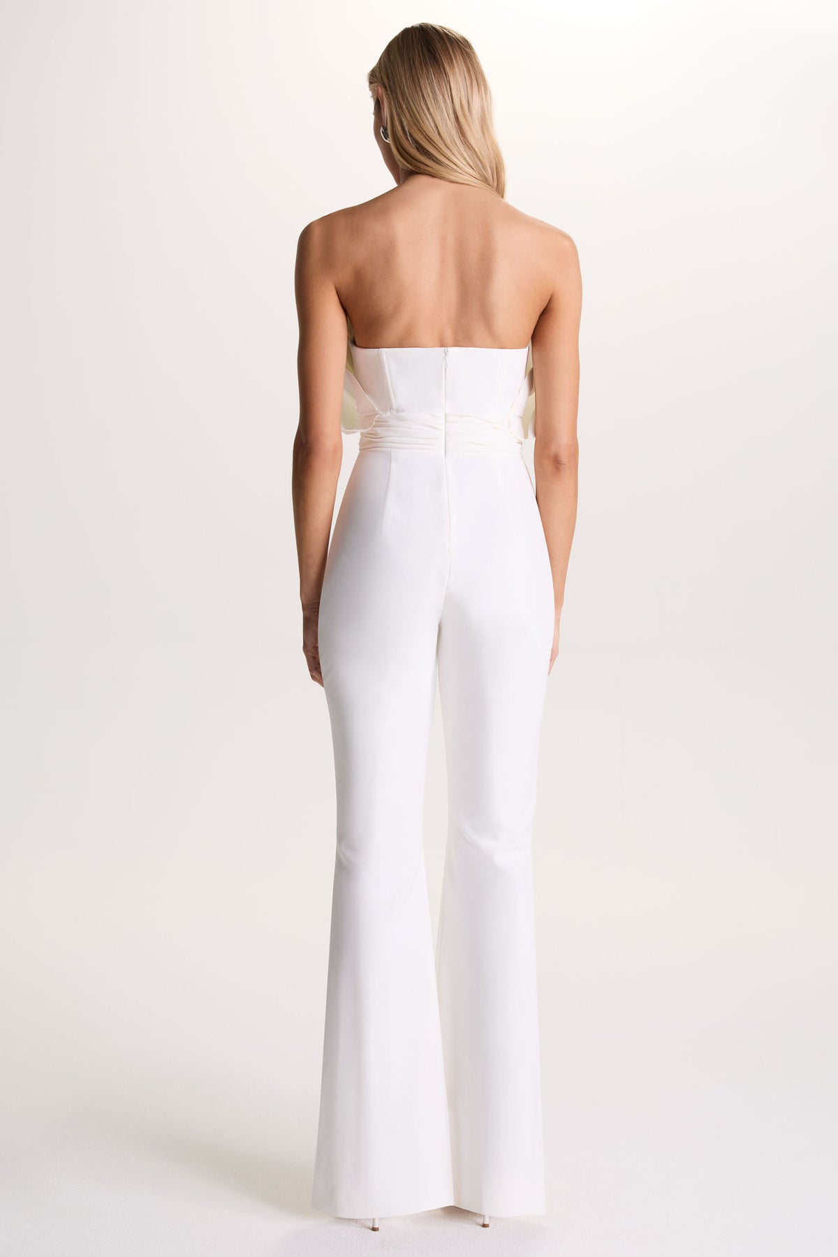 uploaded_image_6_9zm6v